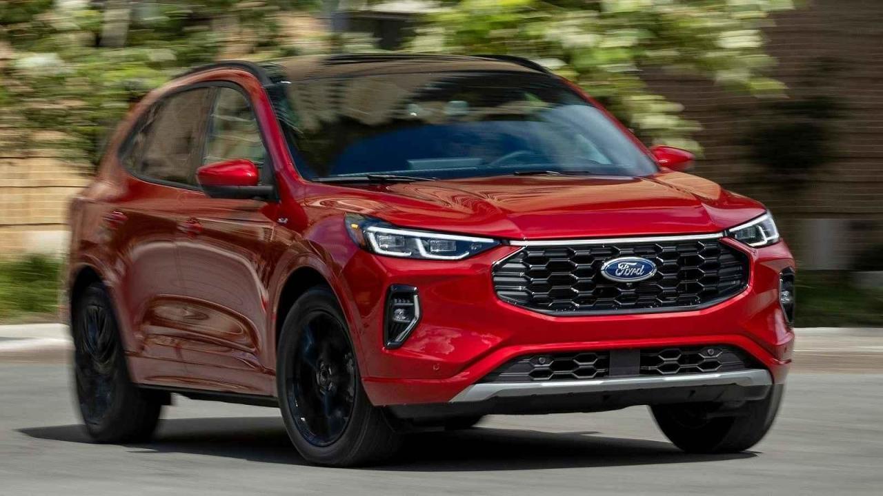 Ford Kuga dostane vzhled amerického modelu Escape. K mání bude příští rok