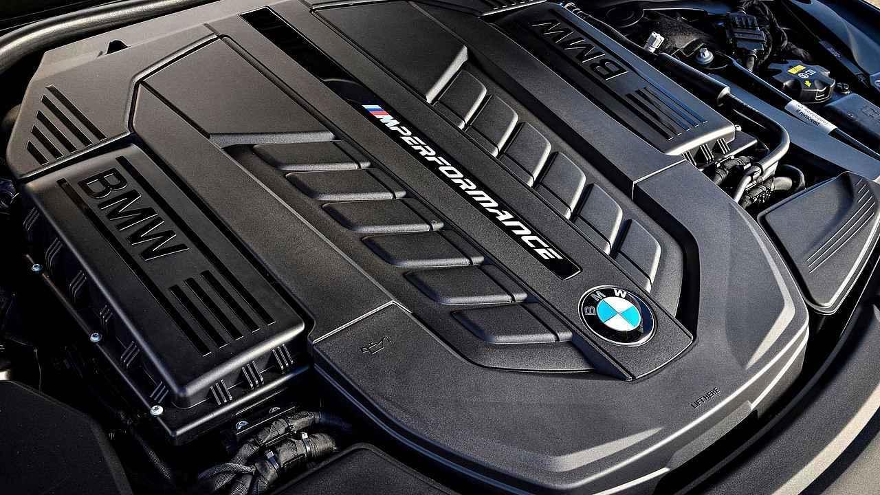 6,6litrový motor V12 od BMW vydrží ve výrobě minimálně do roku 2023