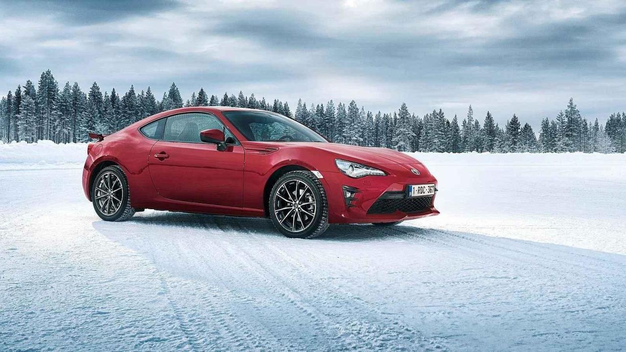 Toyoty GT86 se prodalo 8 kusů, ale sesterského Subaru BRZ hned 34.