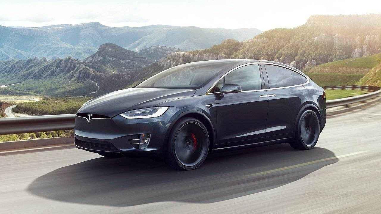 Tesla Model X.