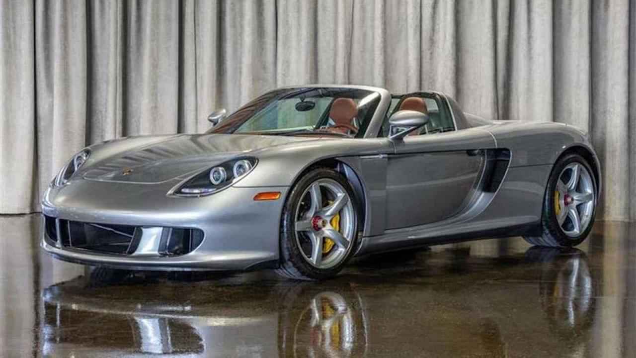 Porsche Carrera GT jako nové