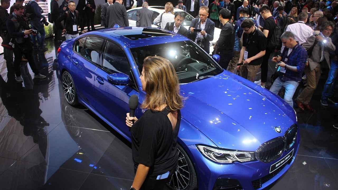 Novináři obléhají nové BMW 3