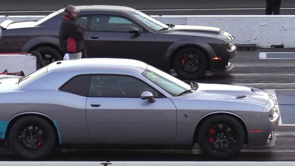 Dodge Challenger SRT Hellcat vs. Demon.