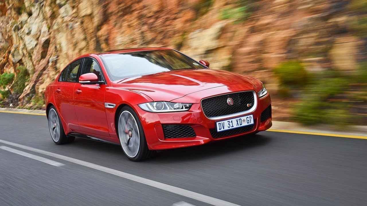 Jaguar XE S.