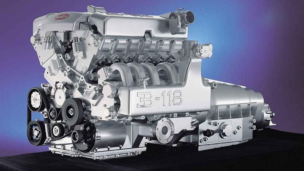 Motor Bugatti W18.