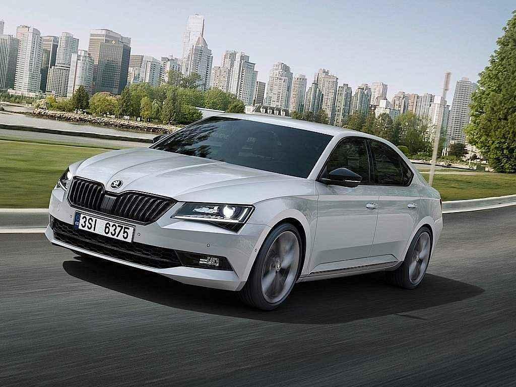 Škoda Superb SportLine.