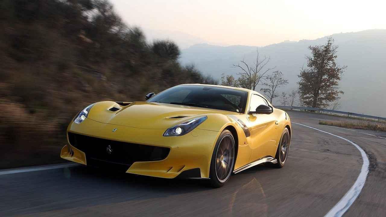 Ferrari F12tdf.