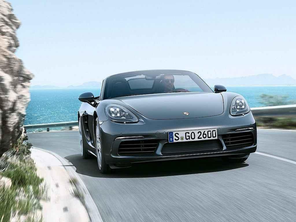 Porsche 718 Boxster.