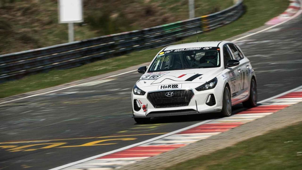 Hyundai i30 N na Nürburgringu.