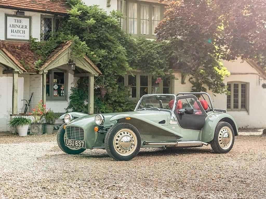 Caterham Seven Sprint.