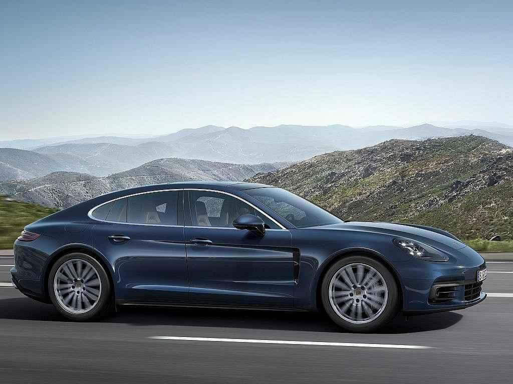 Porsche Panamera.