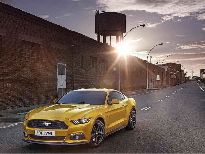 Ford Mustang.