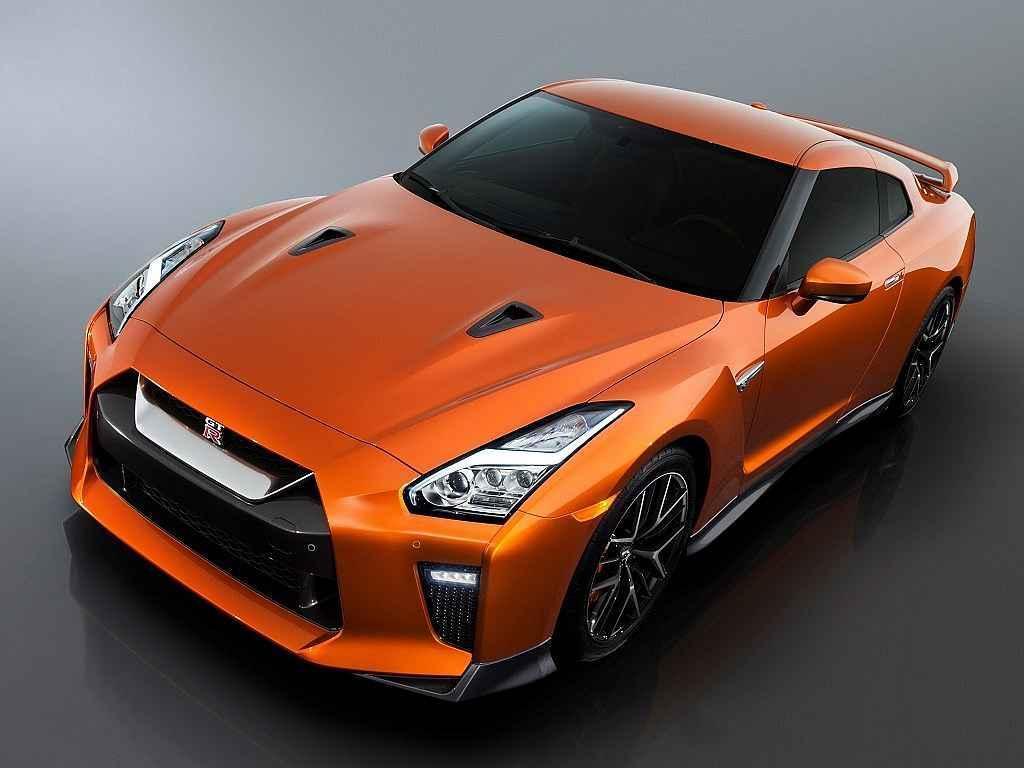 Nissan GT-R.