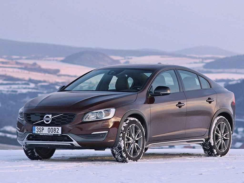 Volvo S60 Cross Country.