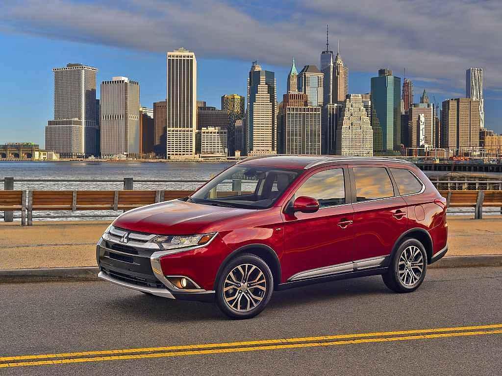 Mitsubishi Outlander.