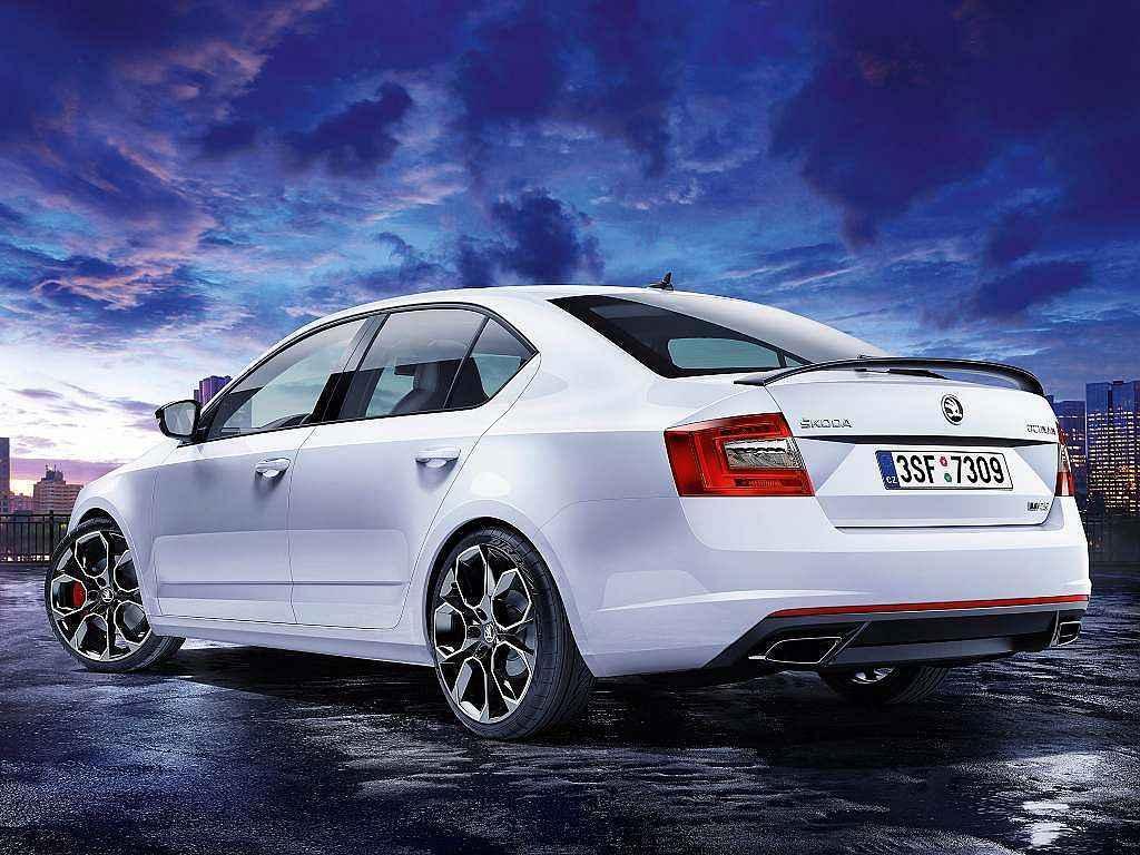 Škoda Octavia RS 230.