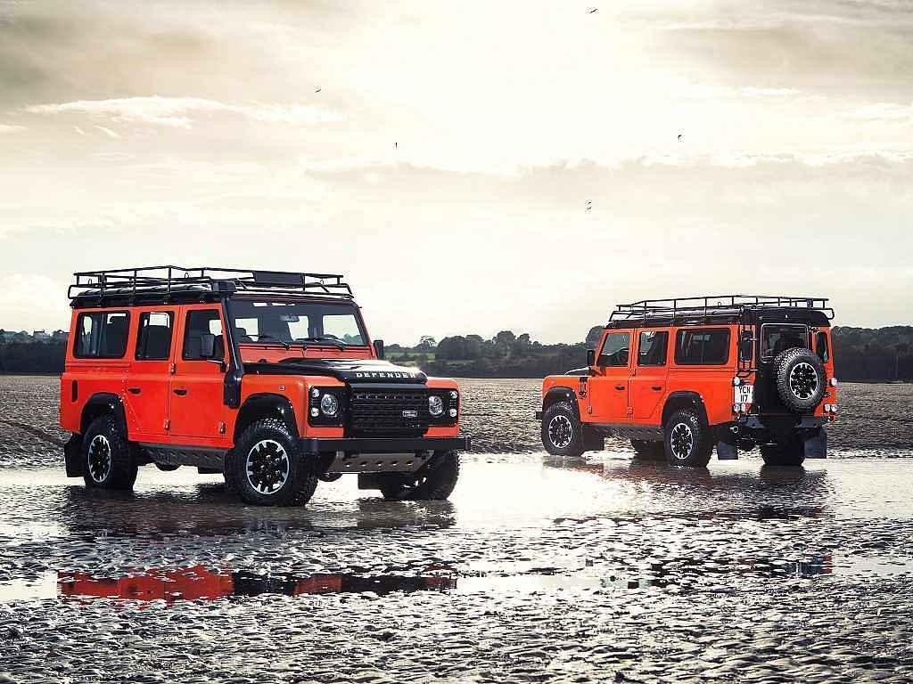 Land Rover Defender Adventure.