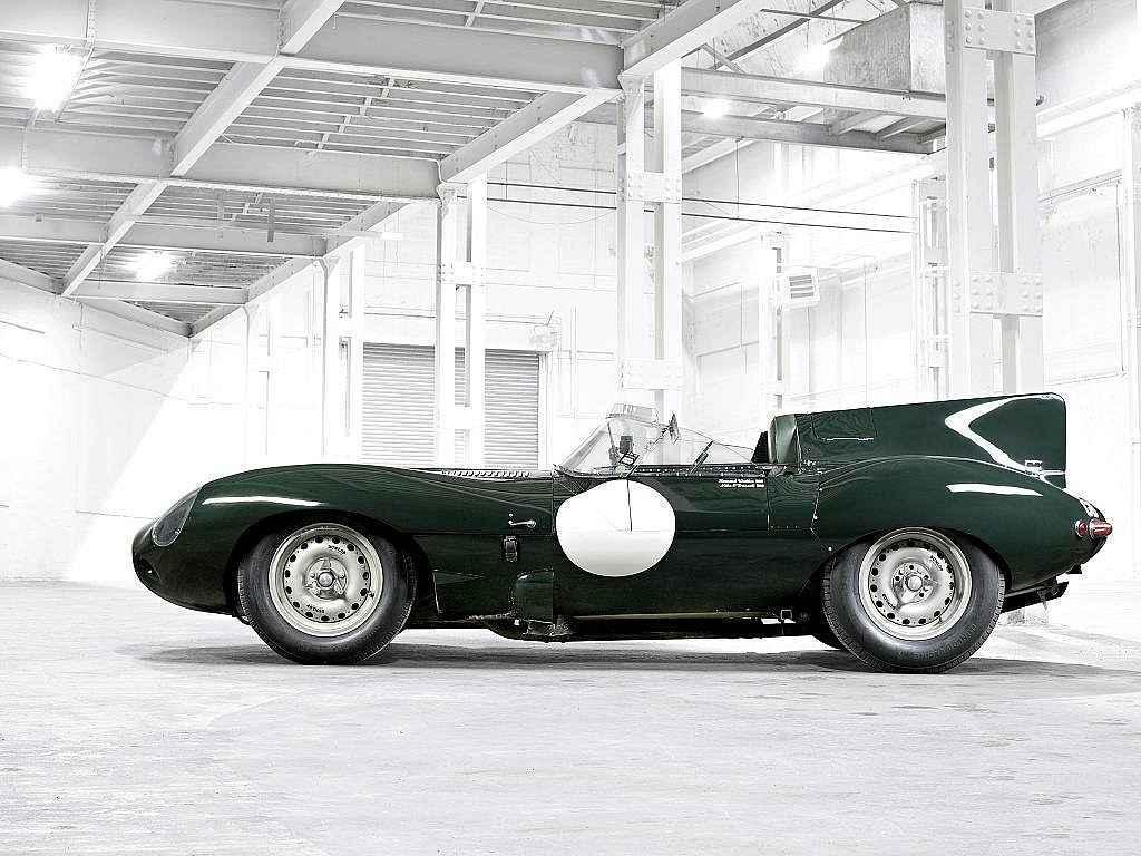 Jaguar D-Type.