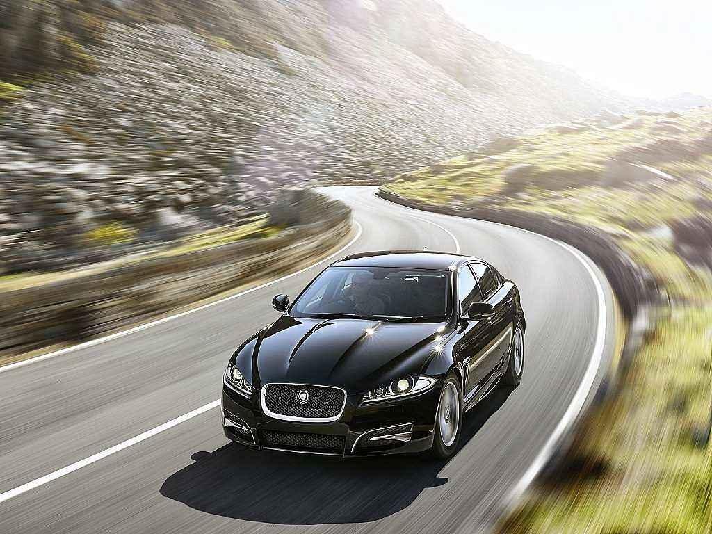 Jaguar XF R-Sport