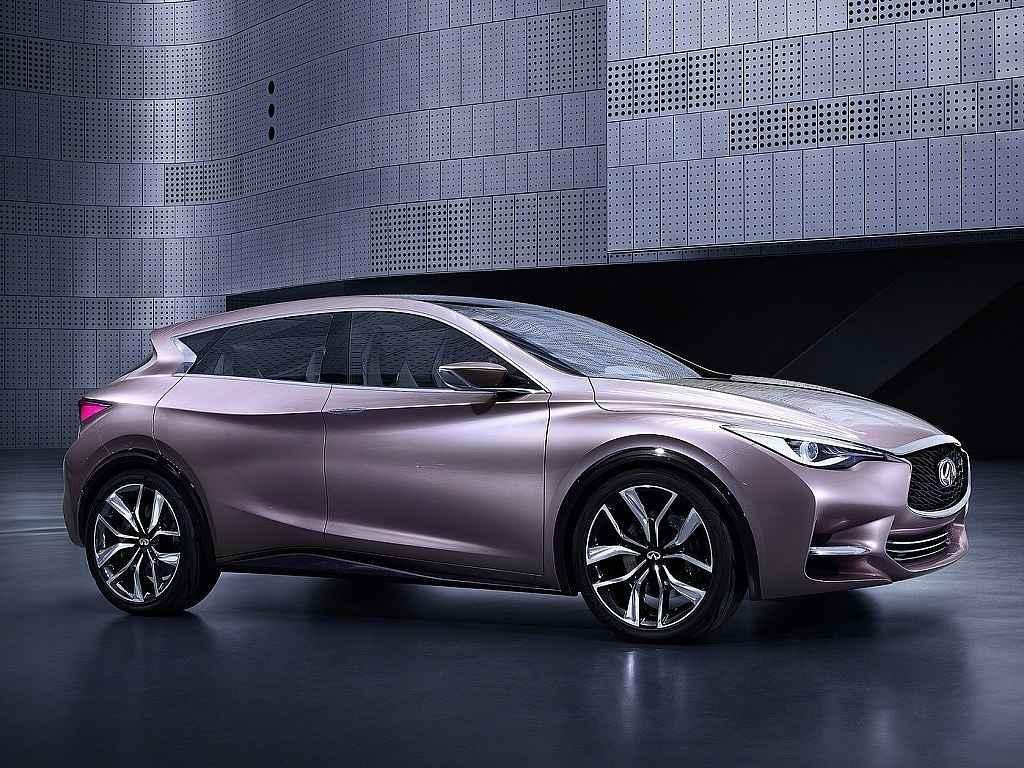 Koncept Infiniti Q30.