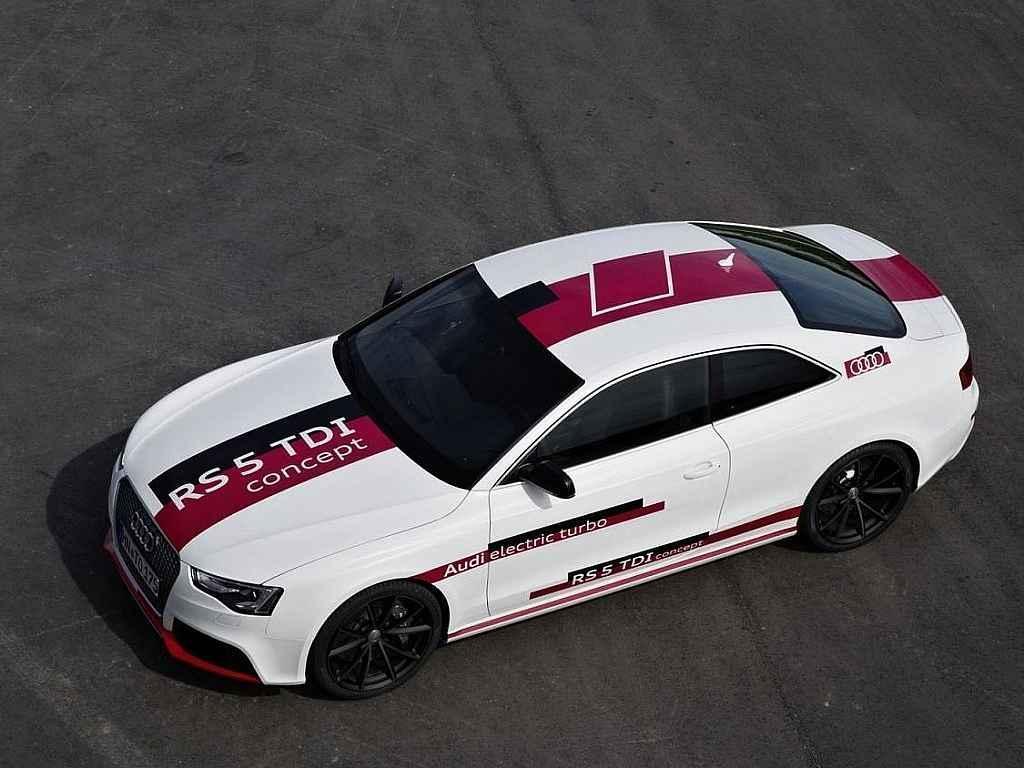 Koncept Audi RS 5 TDI.