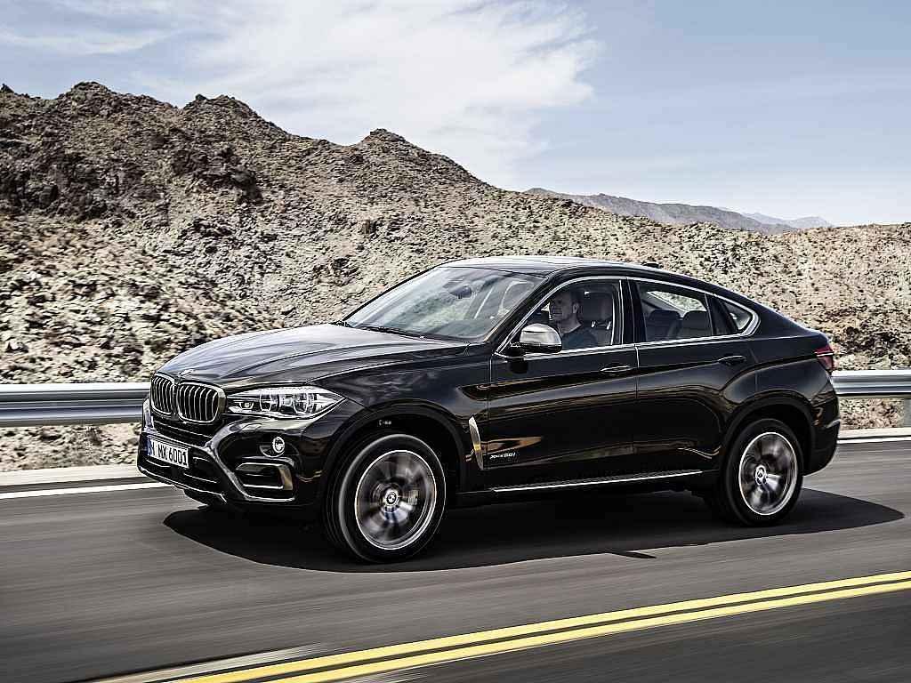 BMW X6.