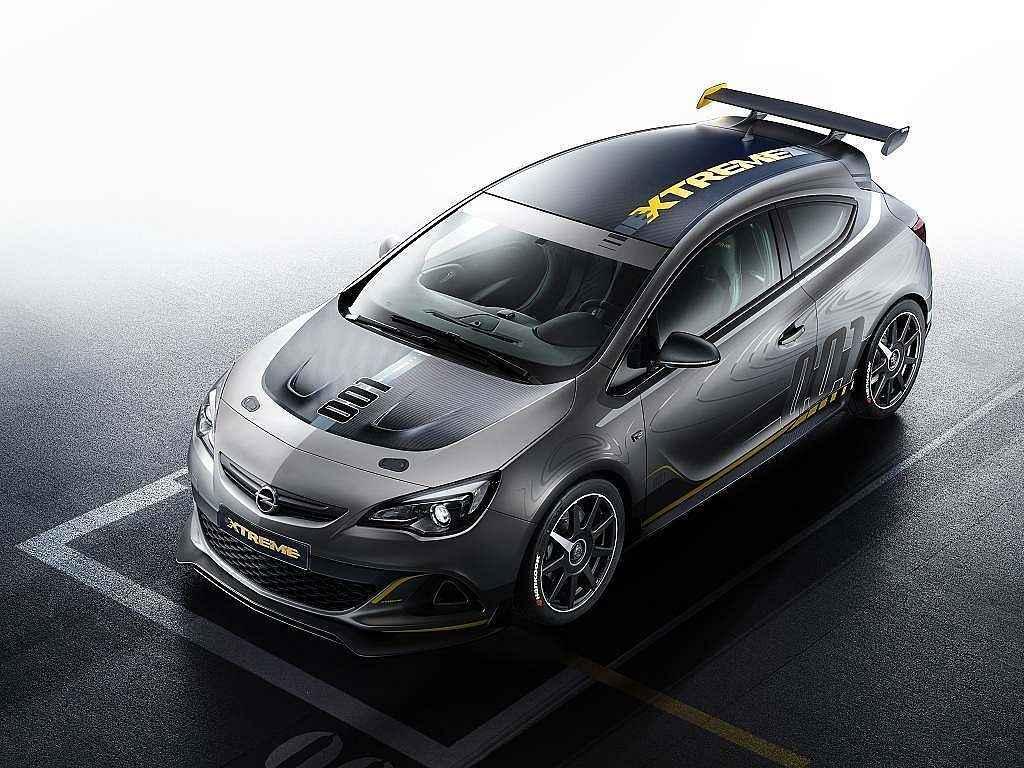 Opel Astra OPC Extreme.