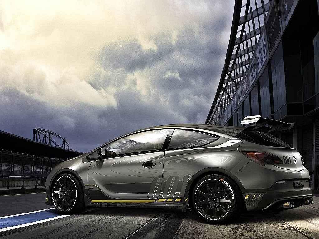 Opel Astra OPC Extreme.