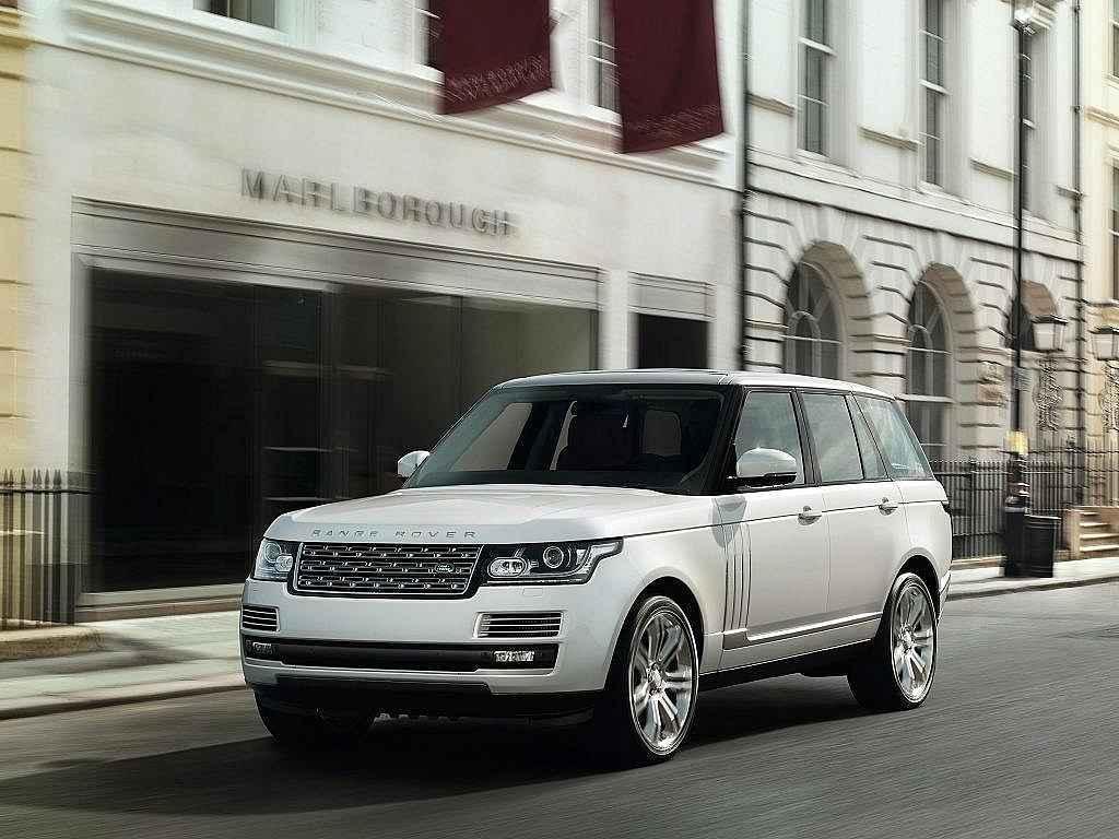 Range Rover s prodlouženým rozvorem.