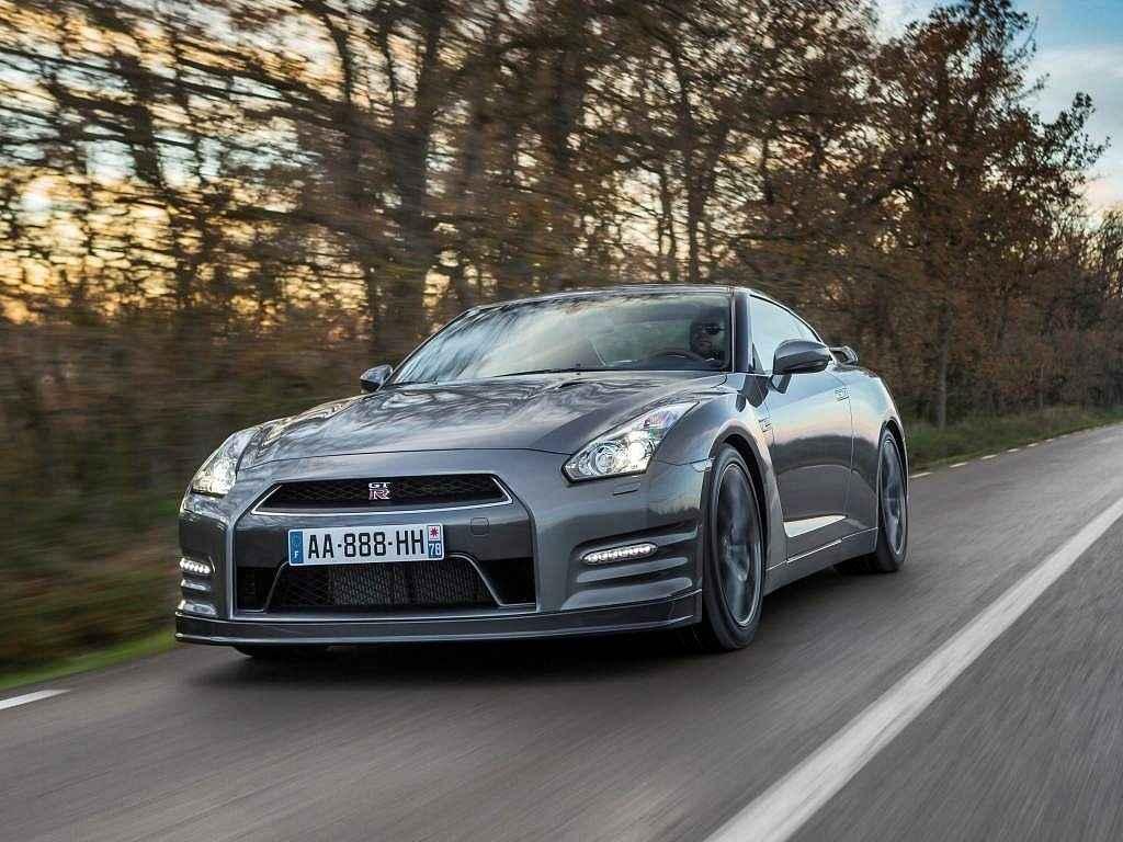 Nissan GT-R.