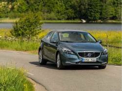 Volvo V40 D2