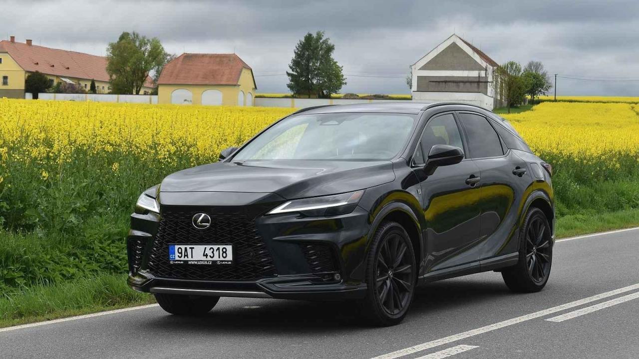 Nový Lexus RX je naprosto univerzální vůz