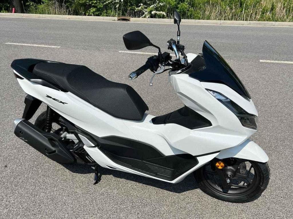 Honda PCX 125.