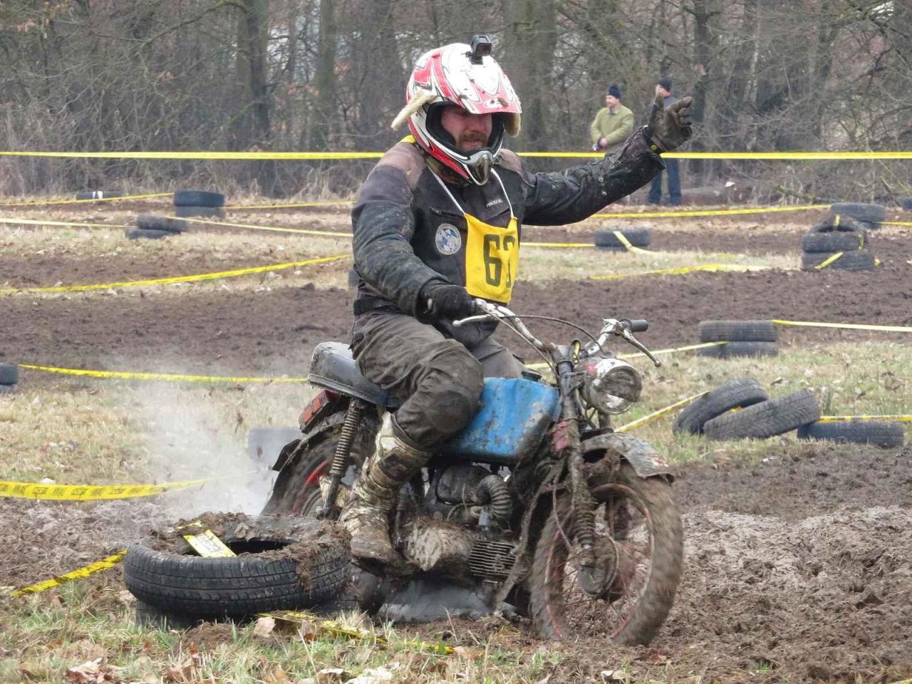 V Autokempu Karvánky v Soběslavi na Táborsku se v sobotu 17. února 2024 jel oblíbený závod Off-road fichtel day.