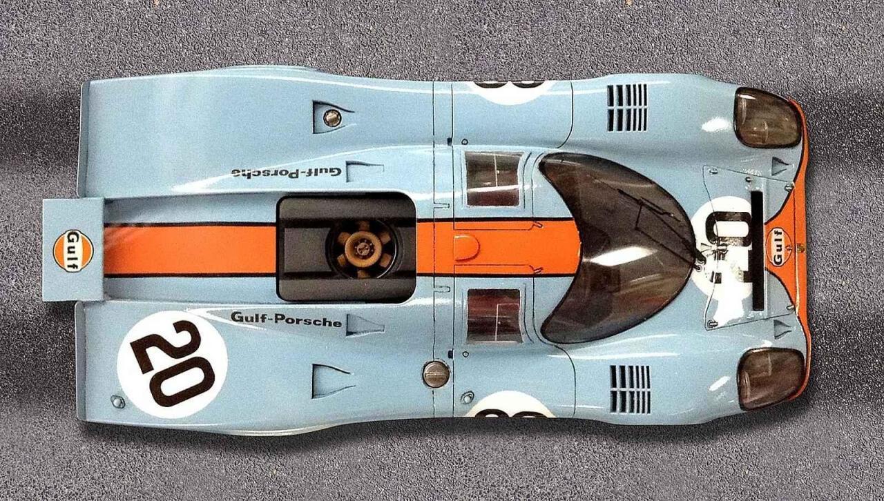 Porsche 917K, ve zbarvení Gulf.