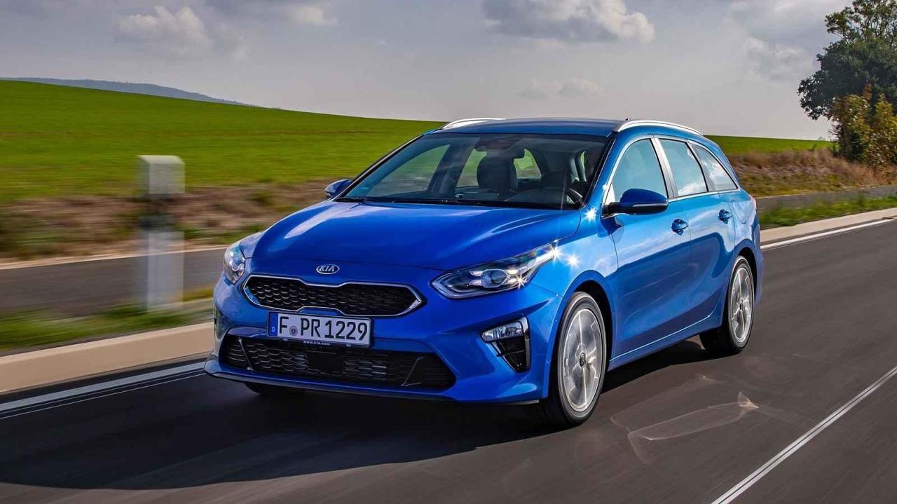 Kia Ceed je nyní nejlevnějším klasickým kombi nižší střední třídy na našem trhu.