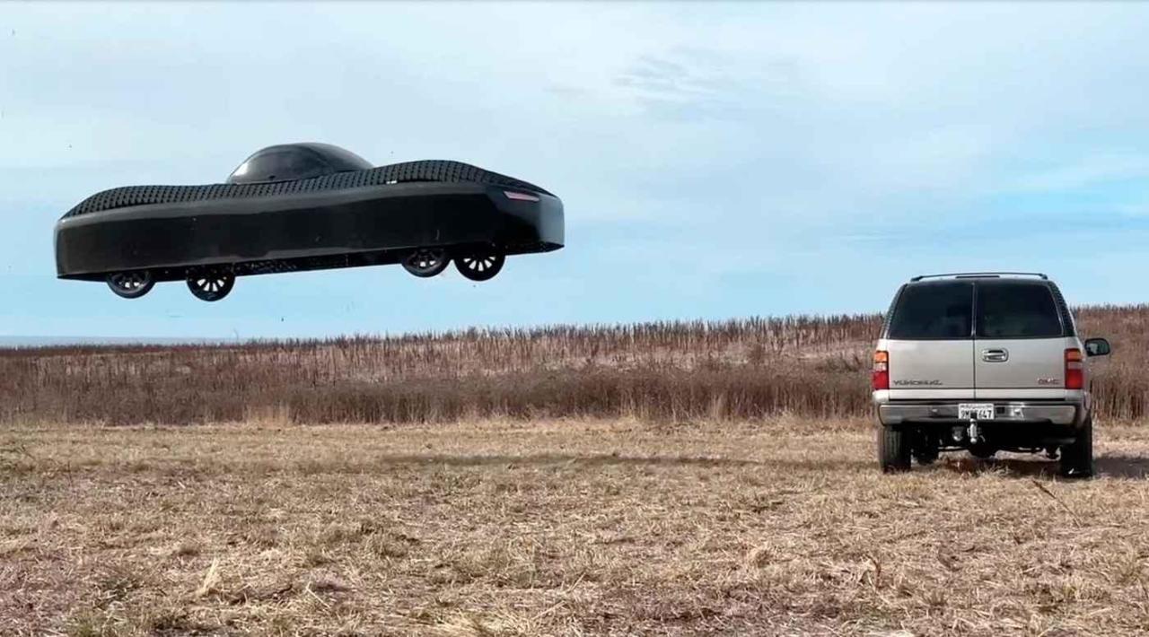Nové létající auto vyjde na asi 7,5 milionu korun.