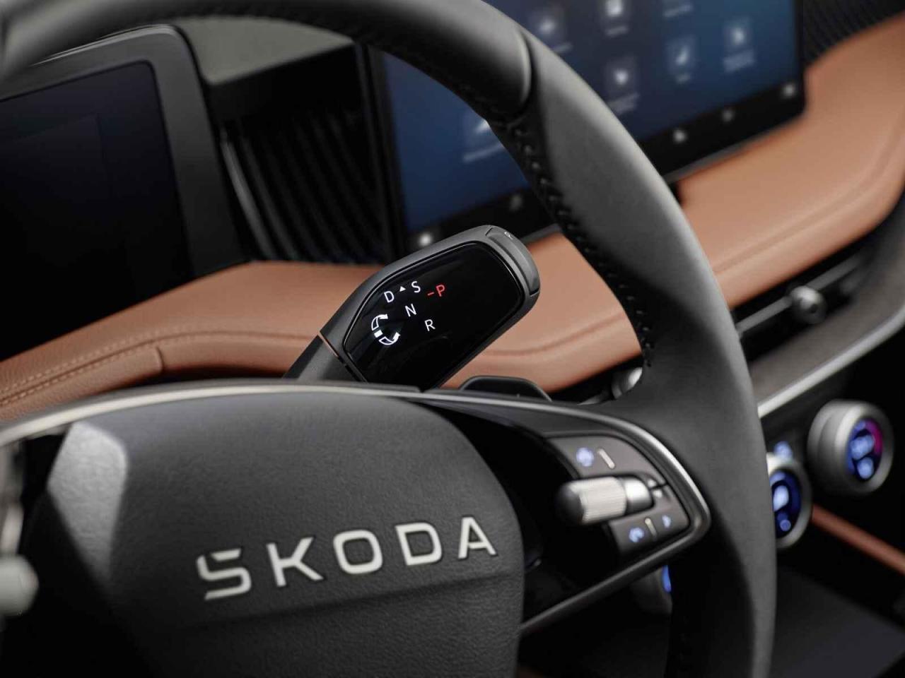 Škoda Superb - volič převodovky