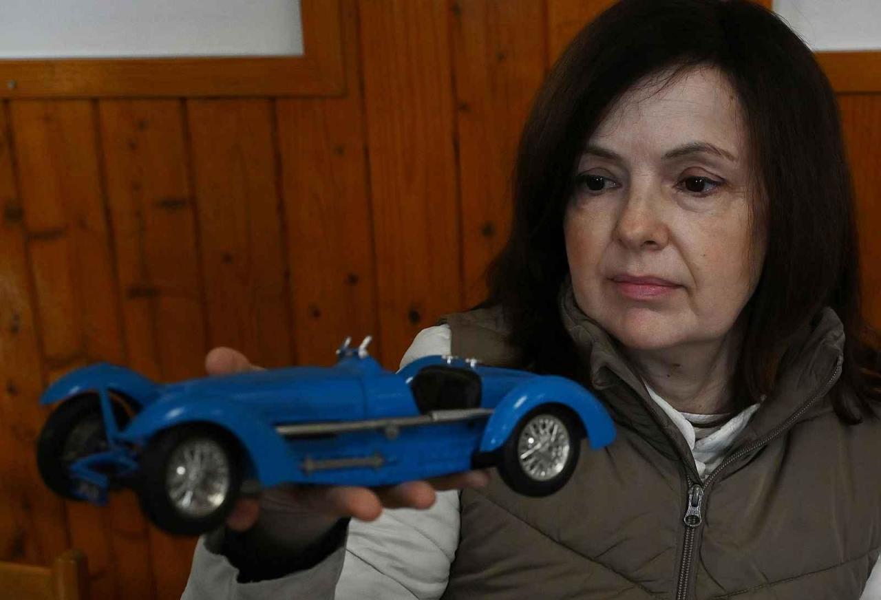 V prostorách budovy jirkovské hasičské zbrojnice se konala burza autíček a hraček.