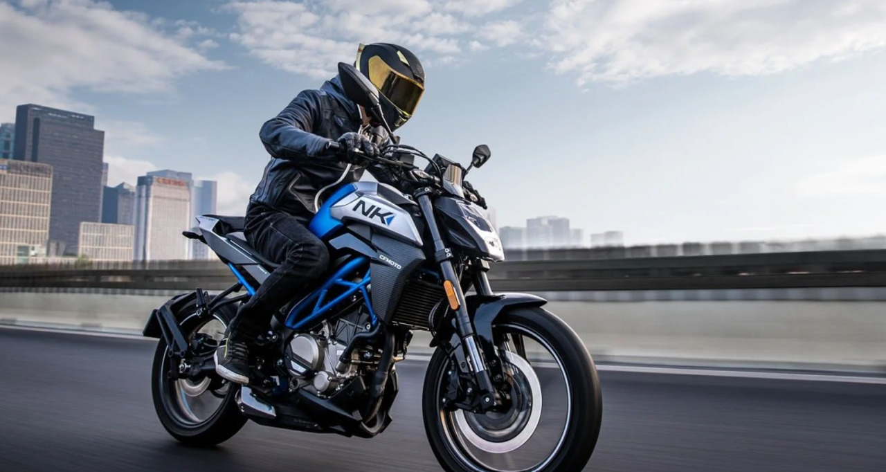 Za zábavnou motorku nemusíte utratit statisíce. Zajímavé a dostupné modely najdete třeba u značky CFMoto.