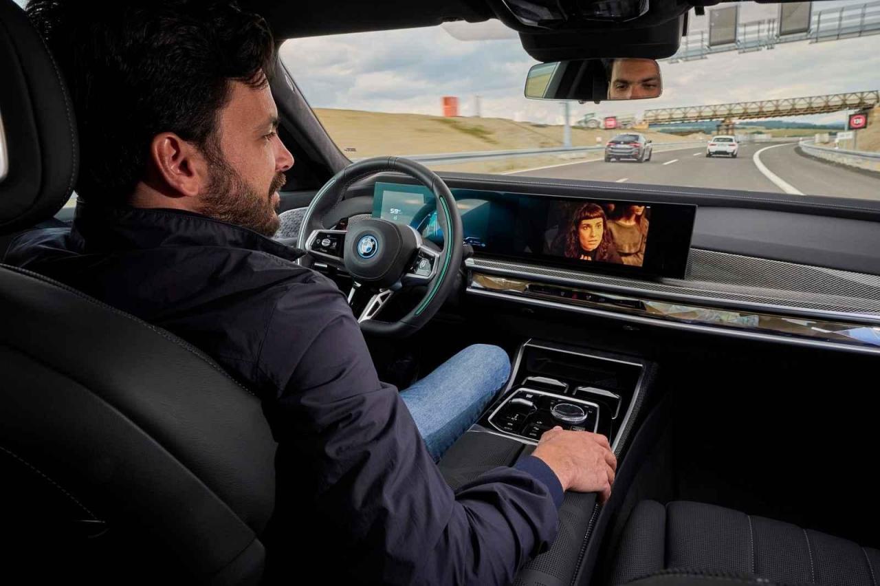 Autonomní řízení ve voze BMW