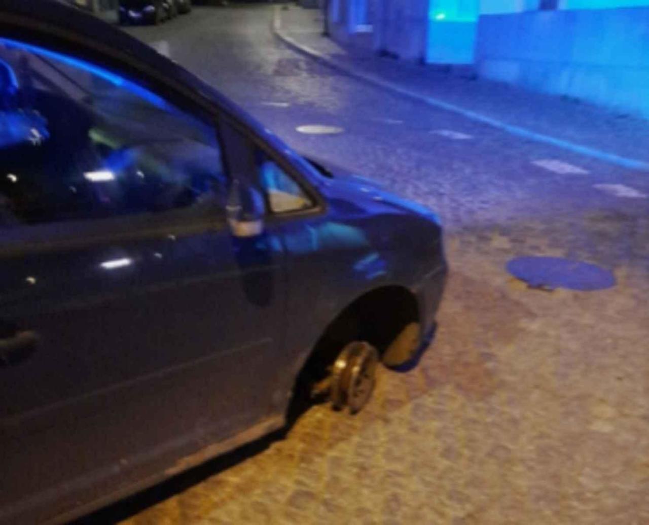 Auto jelo po Strakonicích jen po třech kolech.