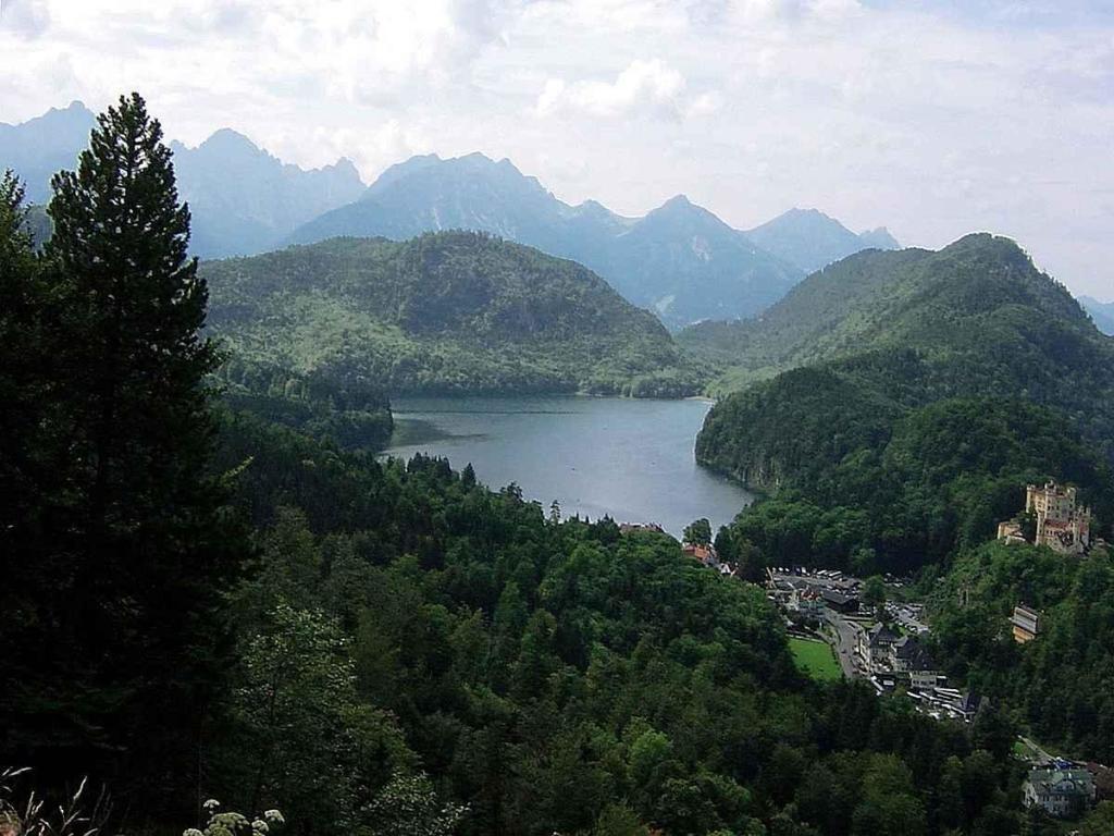Fotka článku - Patří mezi nejčistší jezera Německa. Wow-efekt má Alpsee za čtyři hvězdičky
