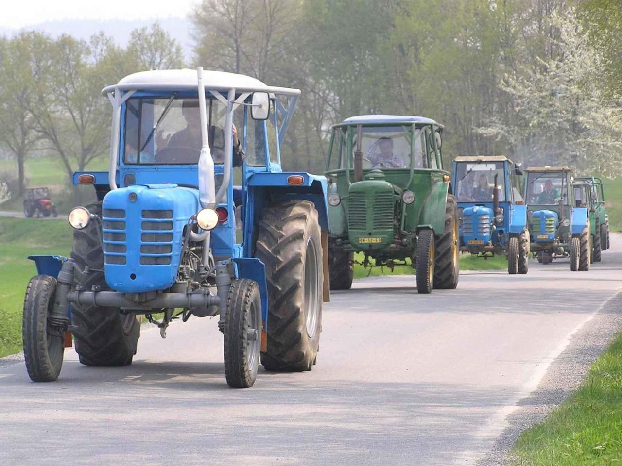 Zetor je tradiční značka českých traktorů.