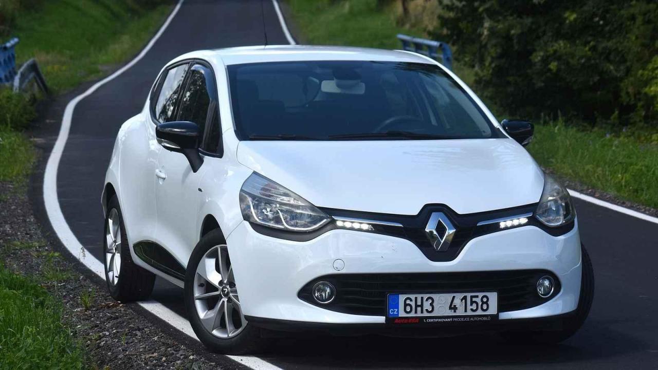 Renault Clio jezdí dobře jak na kvalitním, tak i na horším povrchu.