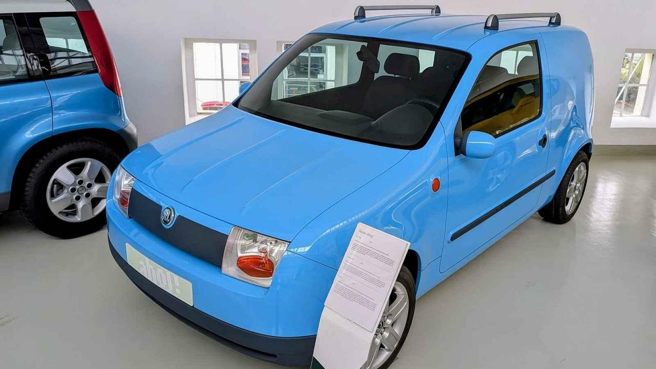 Škoda Ahoj! ve firemním muzeu v Mladé Boleslavi.