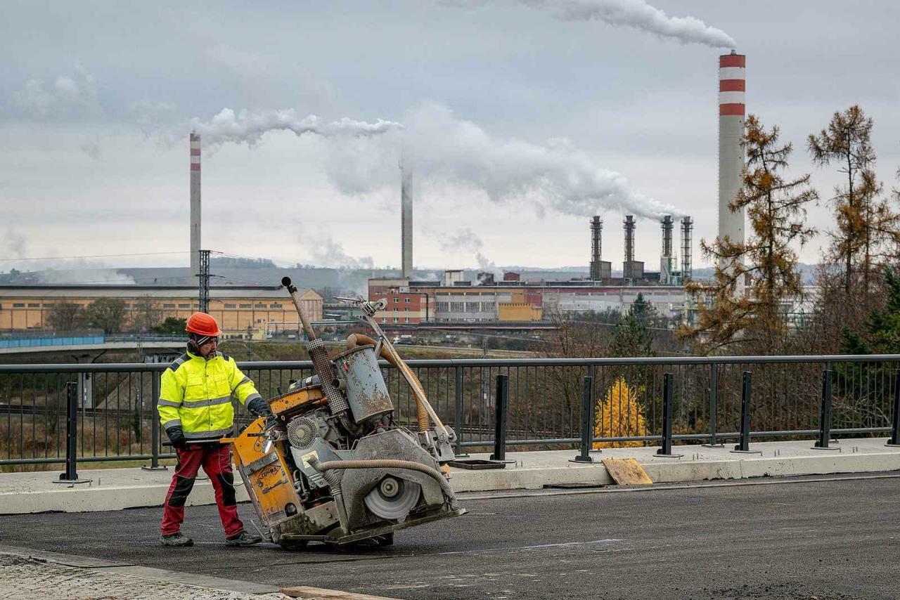 Fototermín v rámci ukázky postupu stavby dálnice D1 Říkovice–Přerov, 14. listopadu 2025, Přerov.
