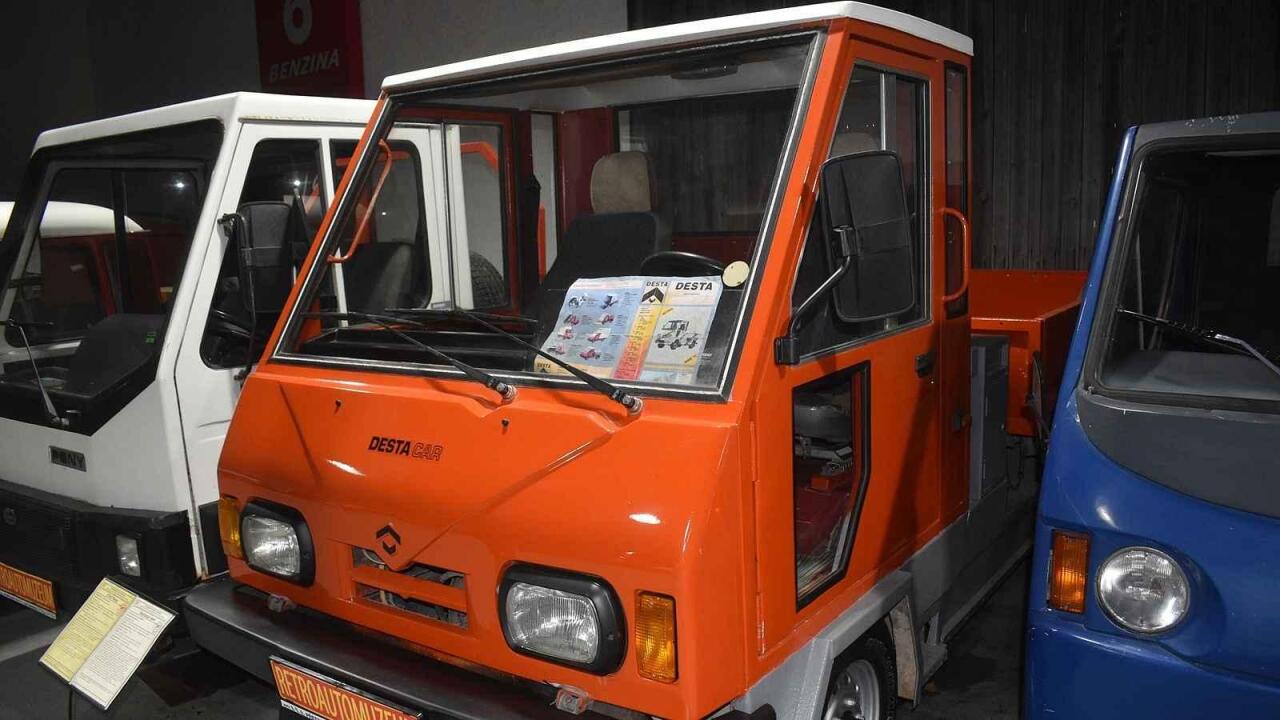 Fotka článku - V Děčíně krátký čas vyráběli auto. Destacar měl dokonce vzduchové odpružení