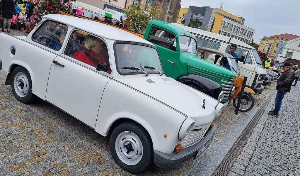 Podzimní sraz veteránů v Kralupech nad Vltavou.