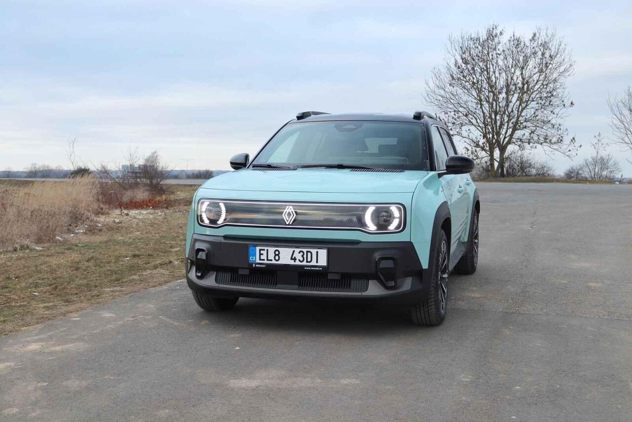 Fotka článku - Retro, které funguje. Renault 4 E-Tech spojuje styl, prostor a všestrannost